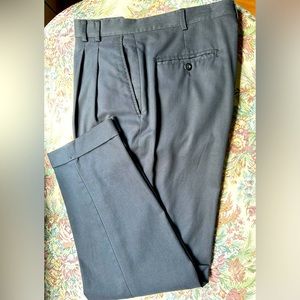 Murano golf ⛳️ pants.